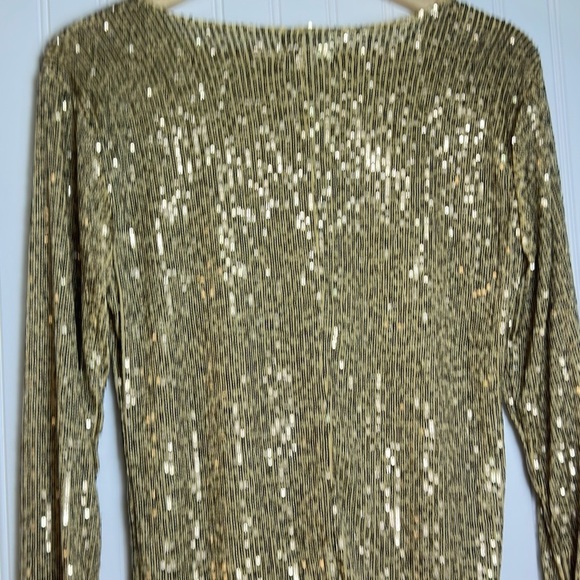 Free People Gold Sequin Crew Neck Long Sleeve Top Pull Over NWT - Picture 10 of 13